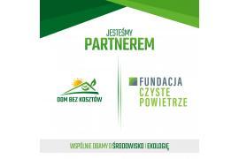 <b>Dom bez Kosztów. <br> Jesteśmy partnerem Fundacji Czyste Powietrze</b>